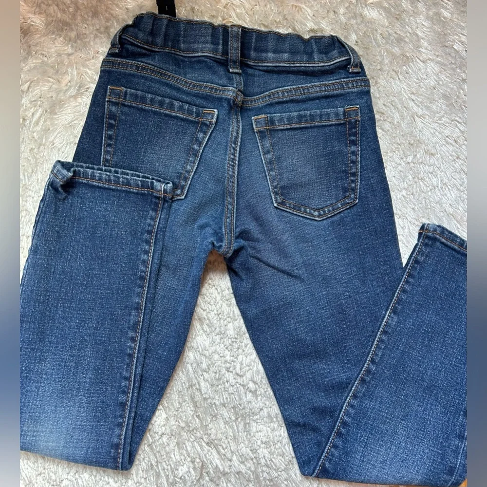 Lot of 3 pair of kids jeans.  Includes two pair of size 6 & a pair of size 7. - Picture 6 of 15